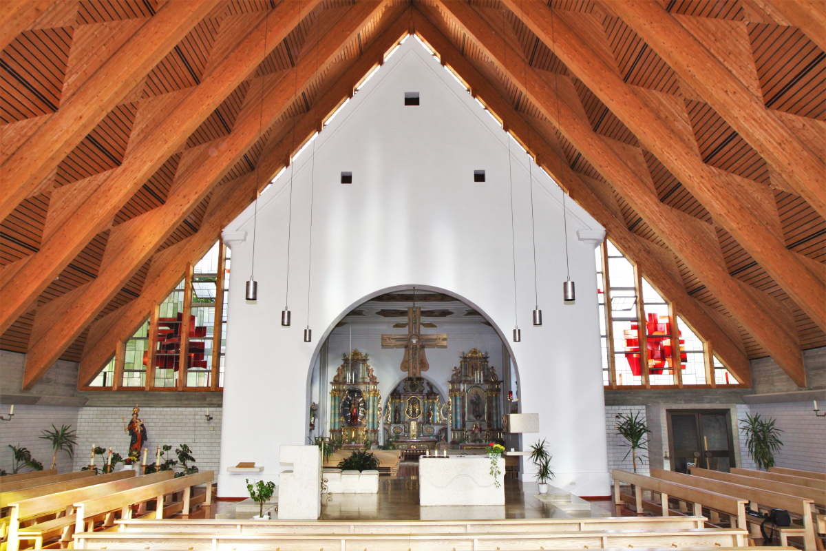 04-stammham-alte-kirche3-mi.jpg